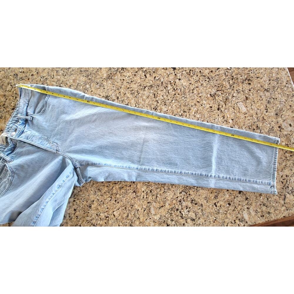 Womens Universal Thread High Rise 90s Straight Light Wash Denim Jeans Sz: 17R - Picture 12 of 16
